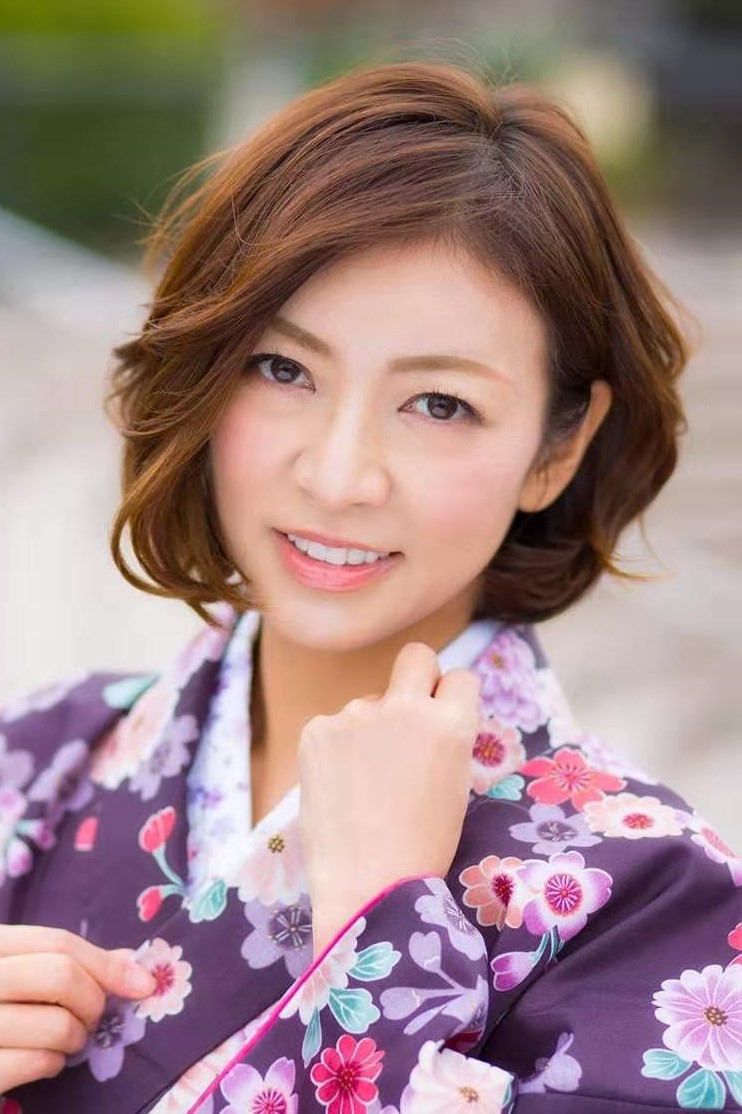 Hitomi
